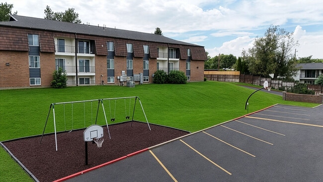 Highland Commons