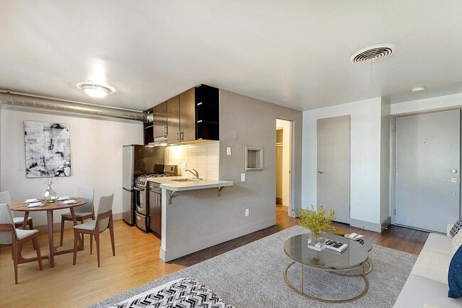 Altair Apartments