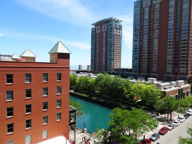 Photo - 480 N McClurg Ct Unit 904