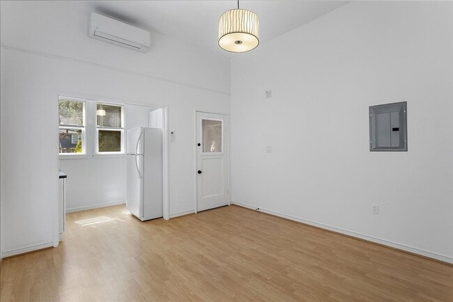 Photo - 1443 Stanton St Unit 1443 Stanton St. #3 - LU