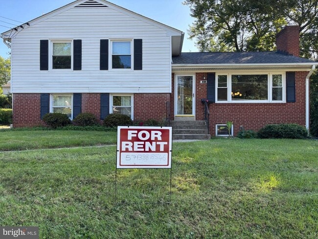 Building Photo - 1817 Westmoreland St Rental