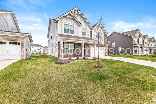 Photo - MOVE IN SPECIAL: HALF OFF THE FIRST MONTH’...