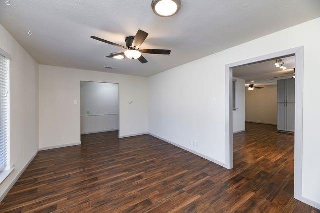 Photo - 623 Kirby Ln