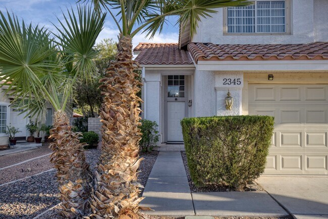 Photo - 2345 Potters