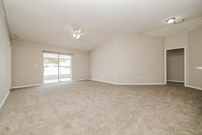 11025 Whittney Chase Dr