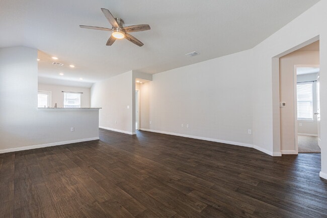 14007 Levy Ln