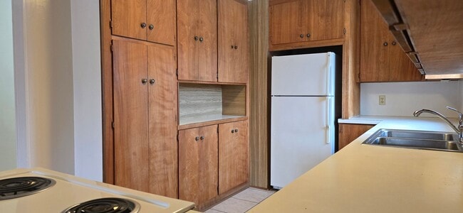 Photo - 2 Bedroom up stairs apartment