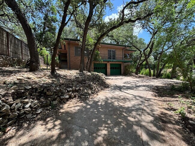 Photo - 1903 Airole Way House