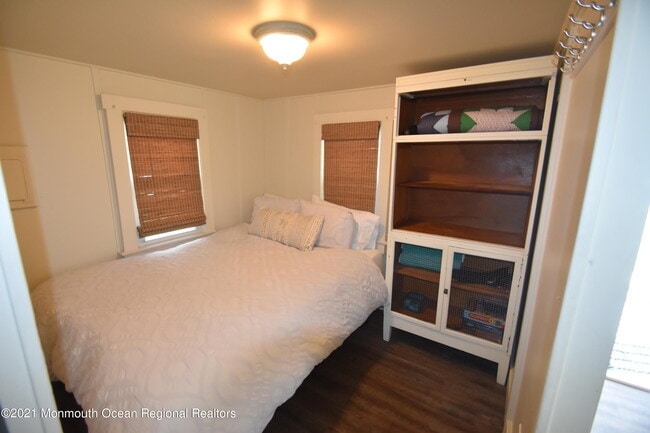 Photo - 1722 J St