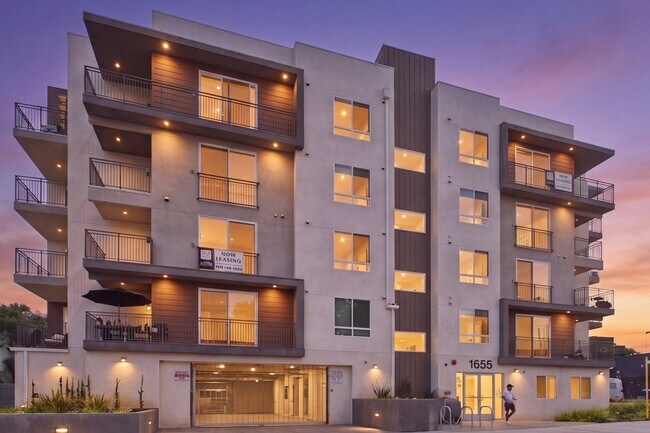 Building Photo - Echo 55