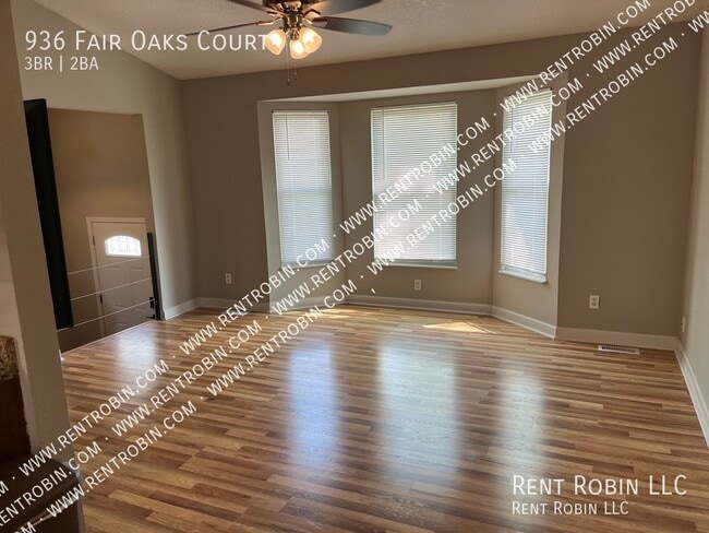 Photo - 936 Fair Oaks Ct