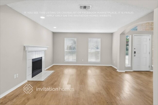 Photo - 703 Meadowgate Dr