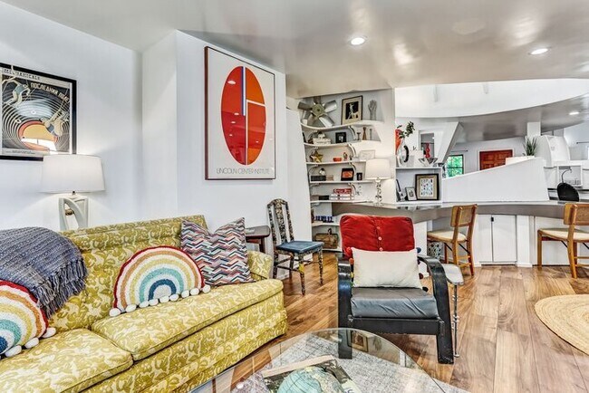 Photo - Design on Duffy