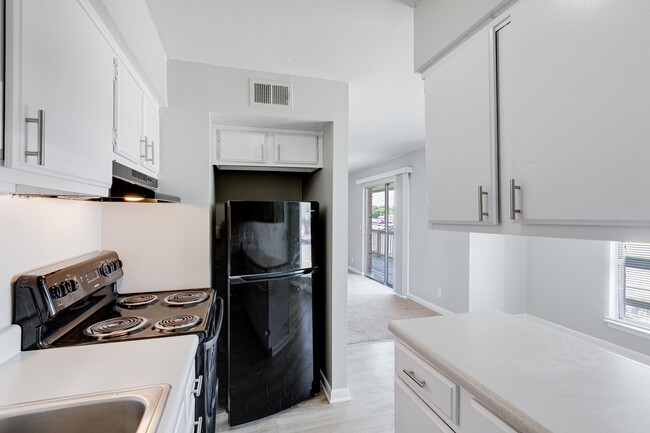 Photo - The Edge on Main Apartments