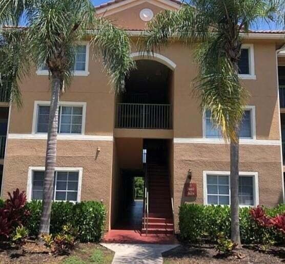 Building Photo - 3602 NW Adriatic Ln Unit 6-105