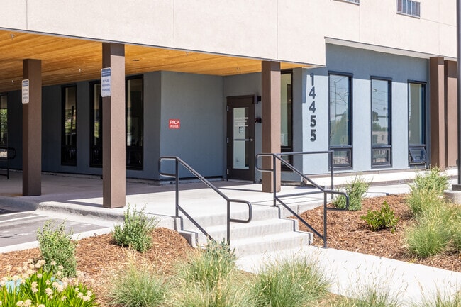 Entrance - Sable Station