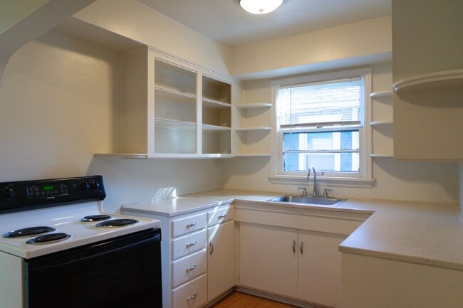 Photo - Ditch the Cookie Cutter — Live Somewhere a... Unit 203E