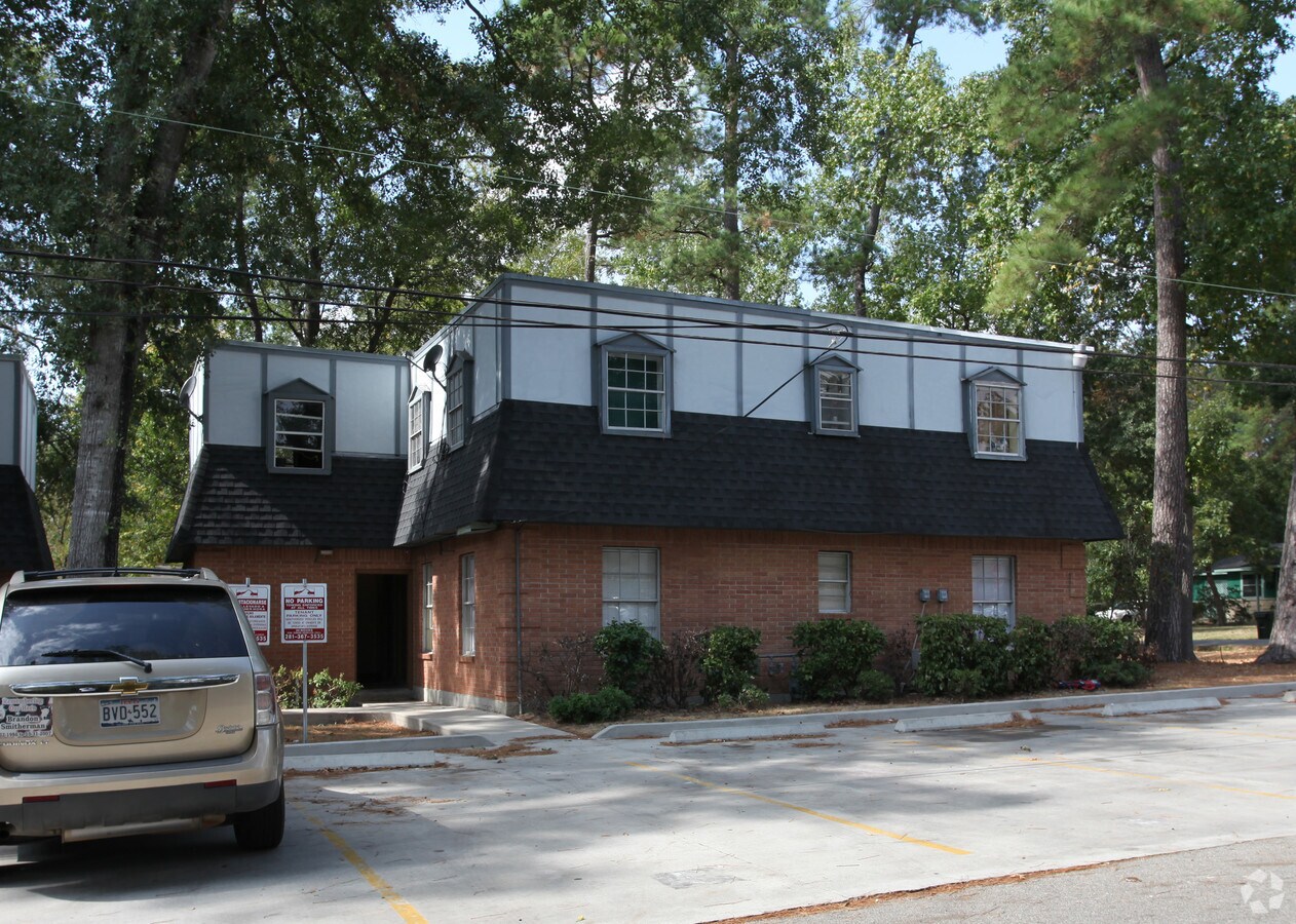 Photo - Lawndale Apartments