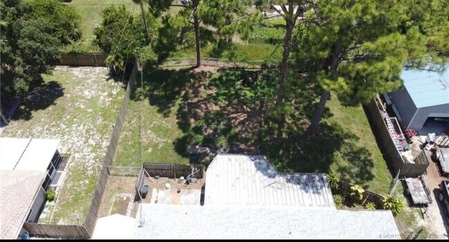 Photo - 7501 North Blvd