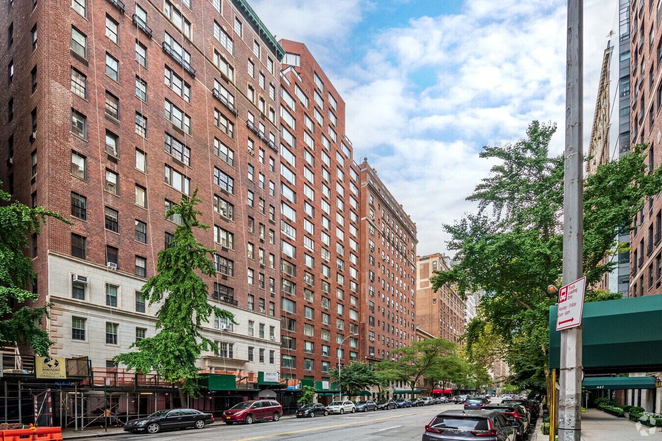 Photo - 440 E 57th St