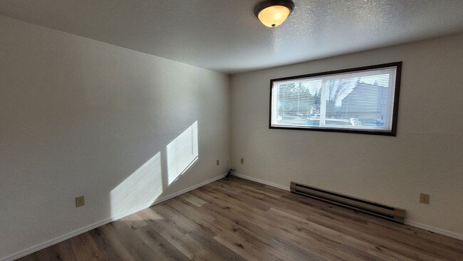 Photo - 146 NE Atkinson Ct Unidad 25