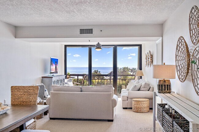 101 S Seas Dr Unit 406