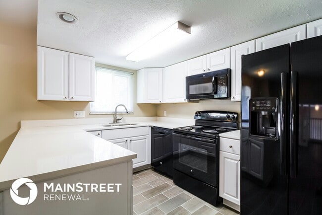Photo - 1387 Bosworth Ct