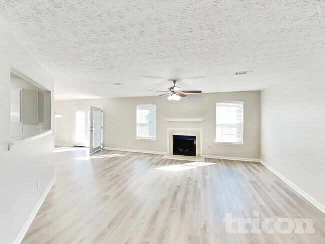 Photo - 988 Winding Down Way