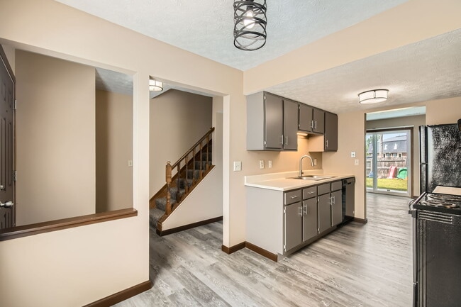 Photo - 6164 Fortin Ct