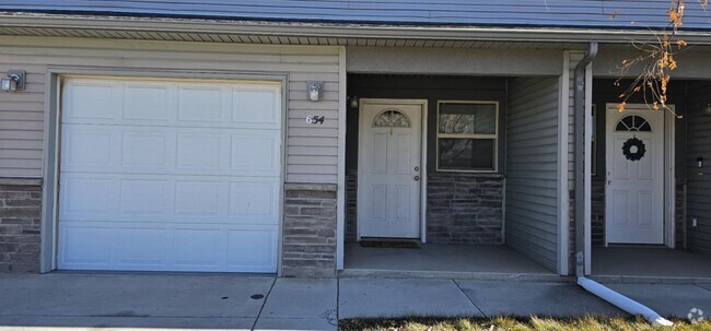 Building Photo - 654 Serenity Ln Rental