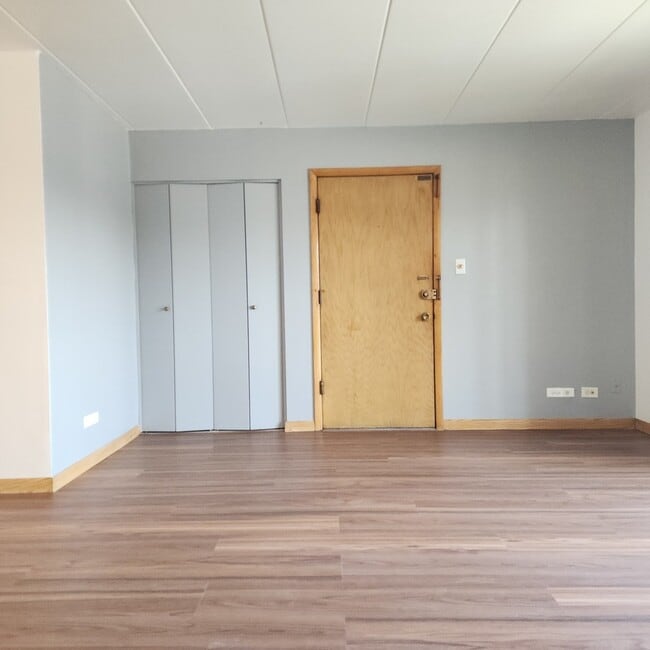 Photo - 10332 S Komensky Ave Unit B