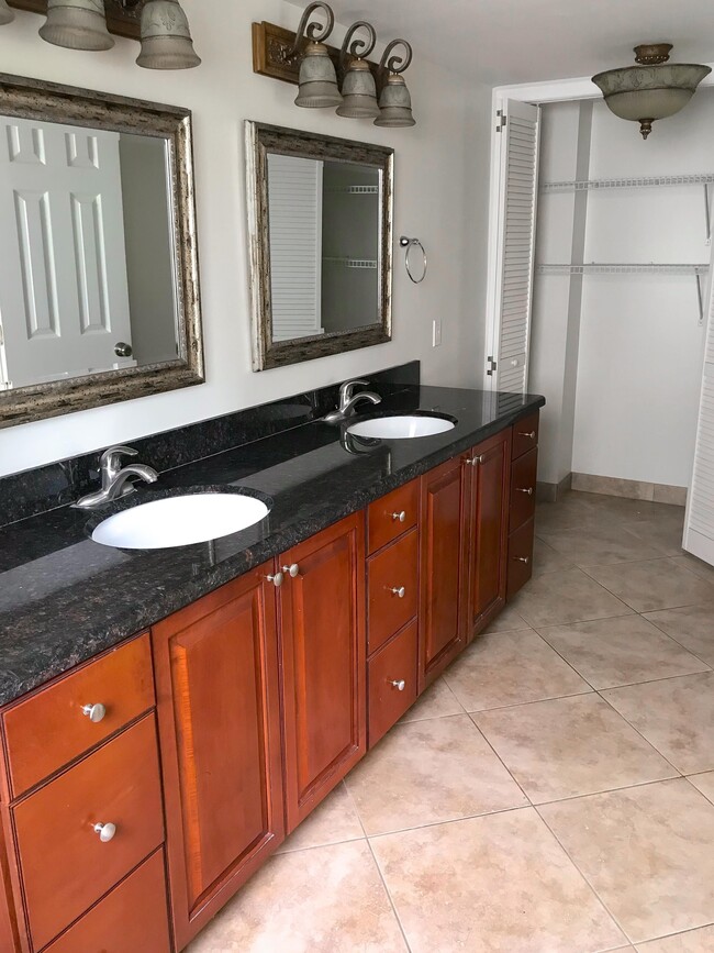 Photo - 3091 N Course Dr Unit 3