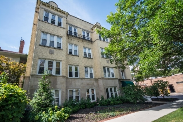 Photo - 1145 W Morse Ave Unit 102