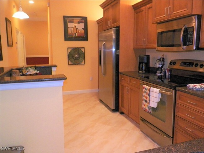 Photo - 8681 Piazza Del Lago Cir Unidad 203 Rental