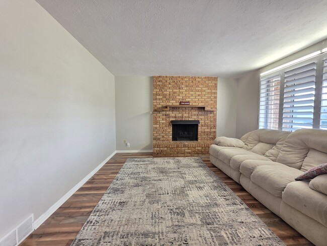 Photo - 7105 S 2530 W