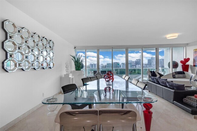 1643 Brickell Ave