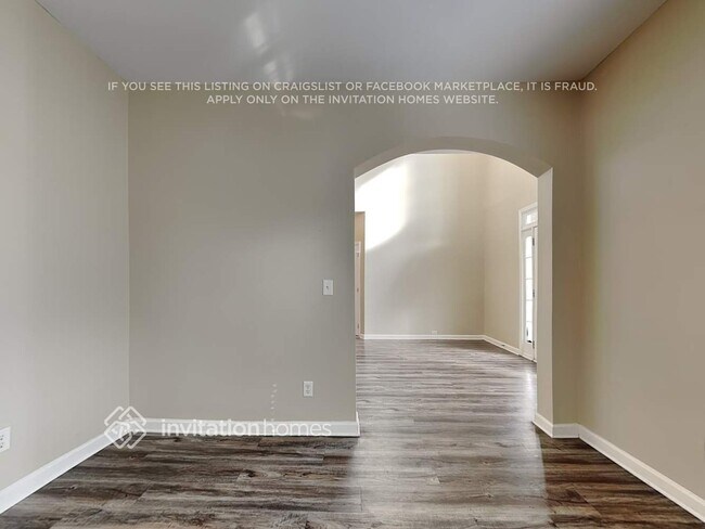 Photo - 3940 Lakeside Blvd