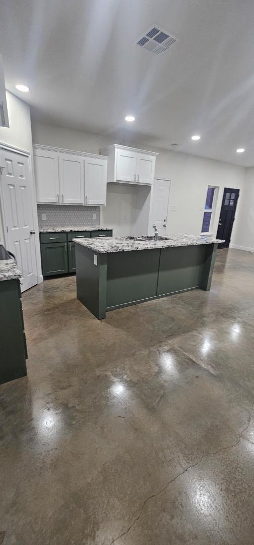 Photo - 406 S Andrews Dr