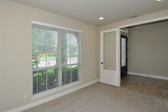 Photo - 11002 Glenrothers Dr