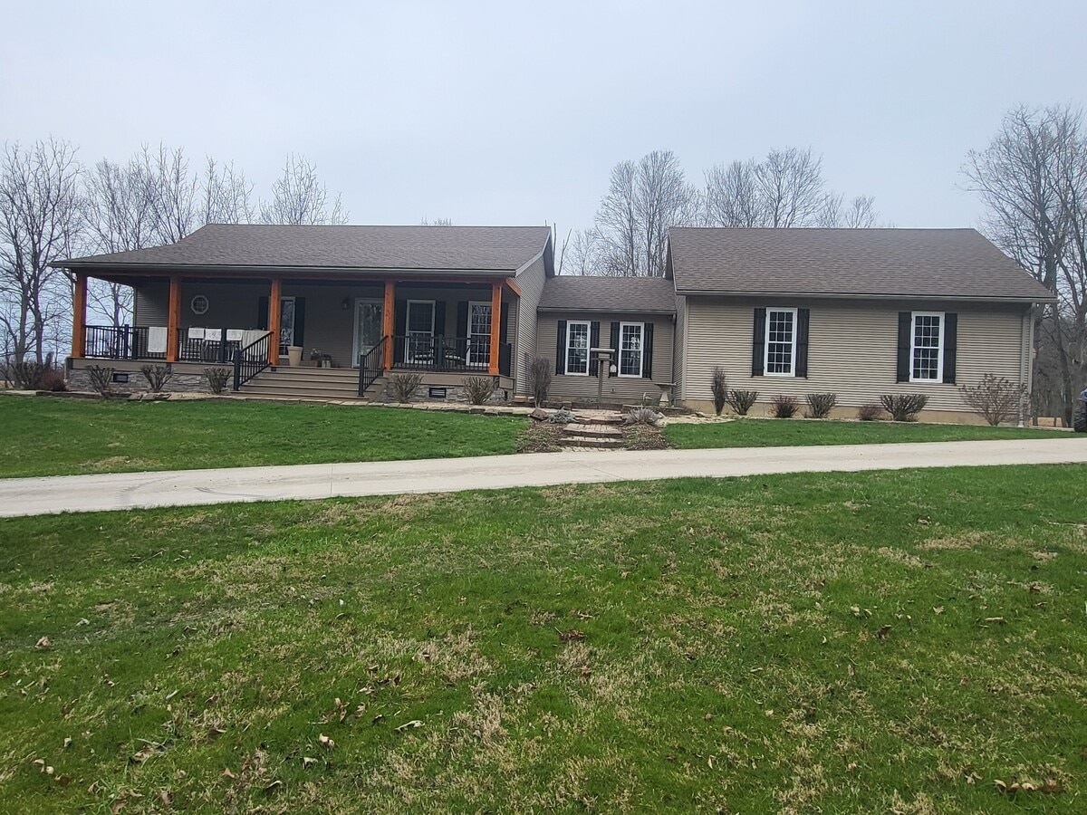 Photo - 747 Ghormley Rd
