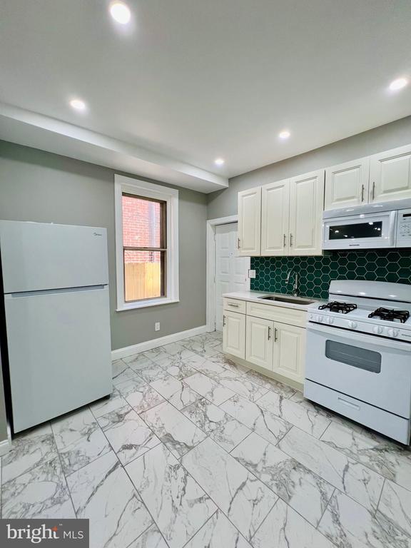 Photo - 4311 N Hicks St