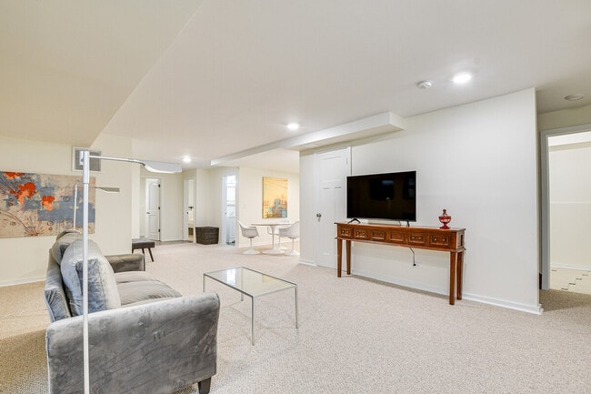 Photo - 3975 S Ellis Ave Unidad ID1306702P