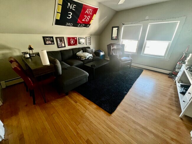 Photo - 3 Harvest Ter Unit 3