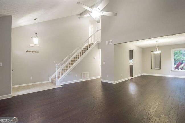 Photo - 1351 Omie Way