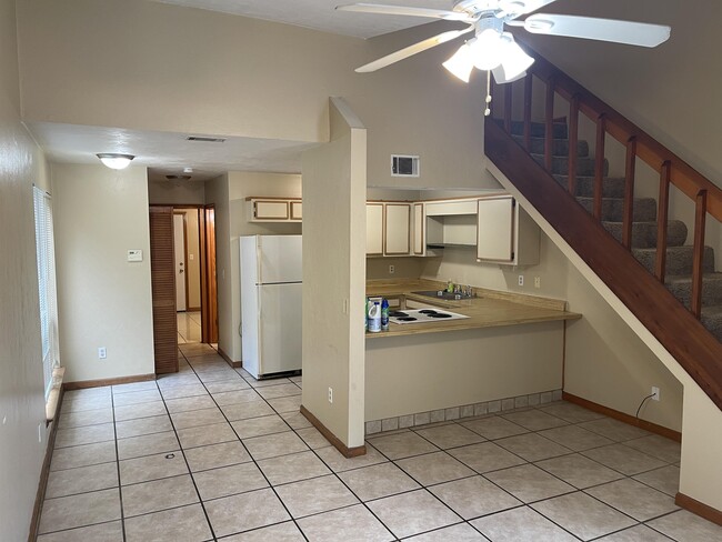 Photo - 372 Hayden Rd