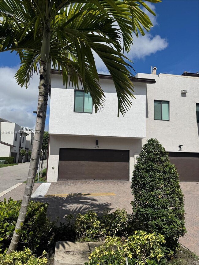 Photo - 4693 NW 83rd Pl