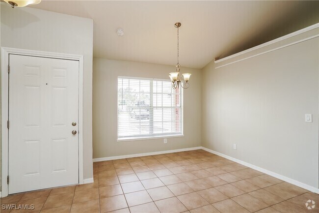 Building Photo - 1413 SE 26th St Rental