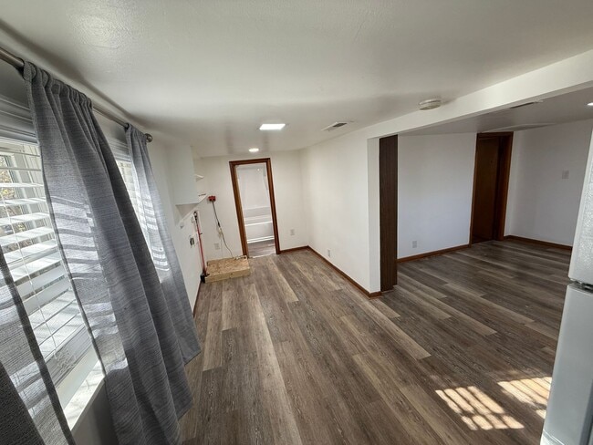 Photo - 320 Carter Ave