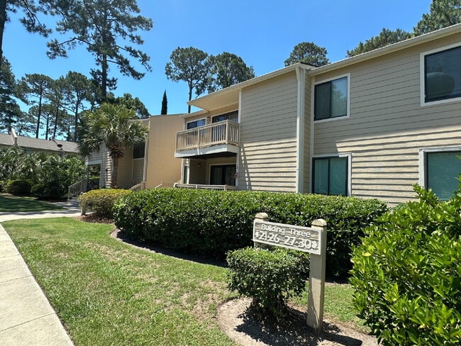 Photo - Two Bedroom Renovated South End Condo (Palmetto Bay Villas)! Unit 25