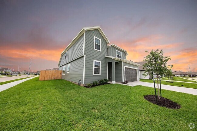 Building Photo - 5103 Hector Gustavo Dr Rental